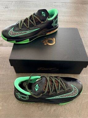 Nike Kids Classic KD 6 Low Basketball Sneakers